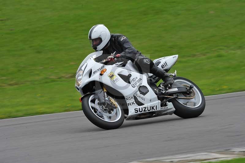 Motorcycle action photographs;anglesey circuit;anglesey trackday photographs;event digital images;eventdigitalimages;no limits trackday;oulton park circuit cheshire;peter wileman photography;trackday;trackday digital images;trackday photos;ty croes circuit wales