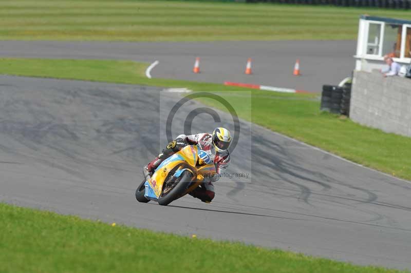 Motorcycle action photographs;anglesey circuit;anglesey trackday photographs;event digital images;eventdigitalimages;no limits trackday;oulton park circuit cheshire;peter wileman photography;trackday;trackday digital images;trackday photos;ty croes circuit wales