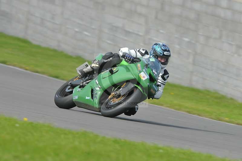 Motorcycle action photographs;anglesey circuit;anglesey trackday photographs;event digital images;eventdigitalimages;no limits trackday;oulton park circuit cheshire;peter wileman photography;trackday;trackday digital images;trackday photos;ty croes circuit wales