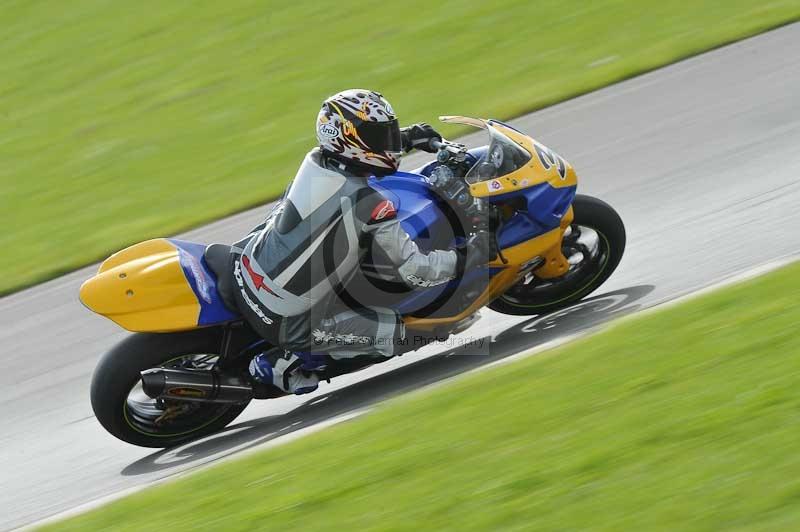 Motorcycle action photographs;anglesey circuit;anglesey trackday photographs;event digital images;eventdigitalimages;no limits trackday;oulton park circuit cheshire;peter wileman photography;trackday;trackday digital images;trackday photos;ty croes circuit wales