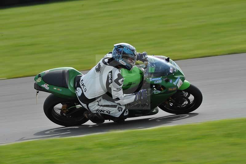 Motorcycle action photographs;anglesey circuit;anglesey trackday photographs;event digital images;eventdigitalimages;no limits trackday;oulton park circuit cheshire;peter wileman photography;trackday;trackday digital images;trackday photos;ty croes circuit wales