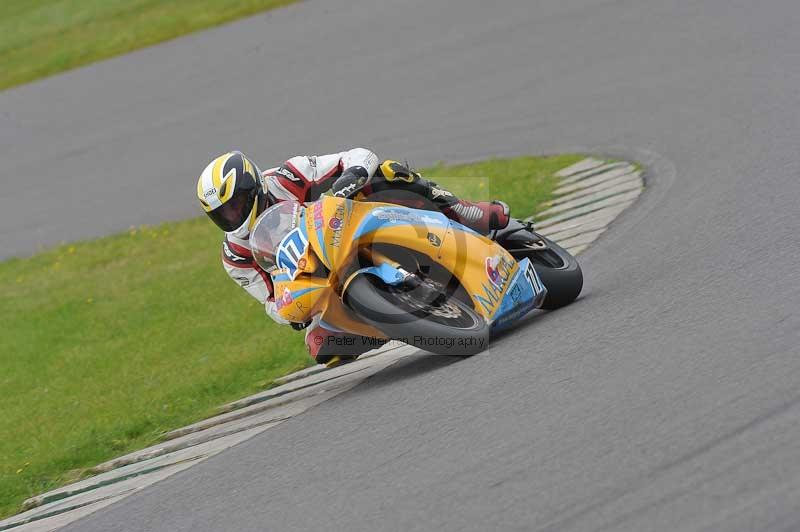 Motorcycle action photographs;anglesey circuit;anglesey trackday photographs;event digital images;eventdigitalimages;no limits trackday;oulton park circuit cheshire;peter wileman photography;trackday;trackday digital images;trackday photos;ty croes circuit wales