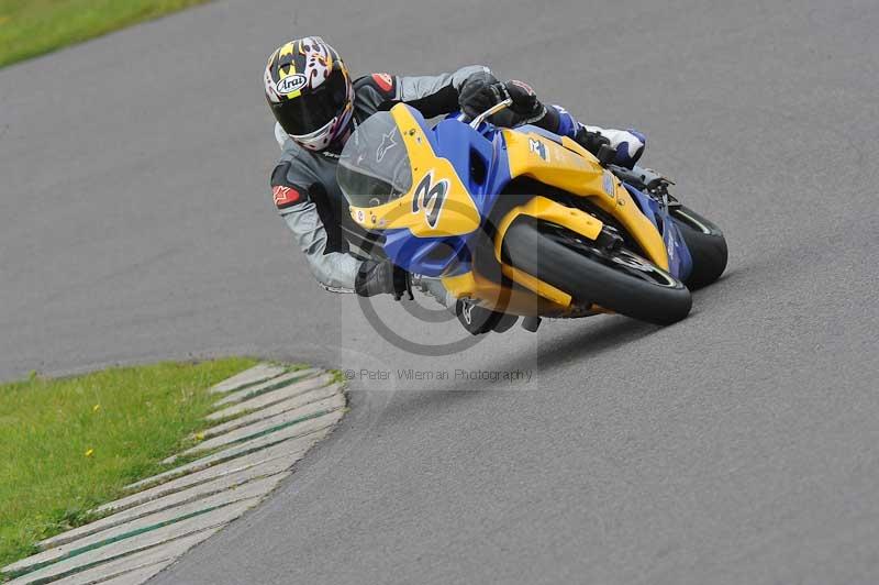 Motorcycle action photographs;anglesey circuit;anglesey trackday photographs;event digital images;eventdigitalimages;no limits trackday;oulton park circuit cheshire;peter wileman photography;trackday;trackday digital images;trackday photos;ty croes circuit wales