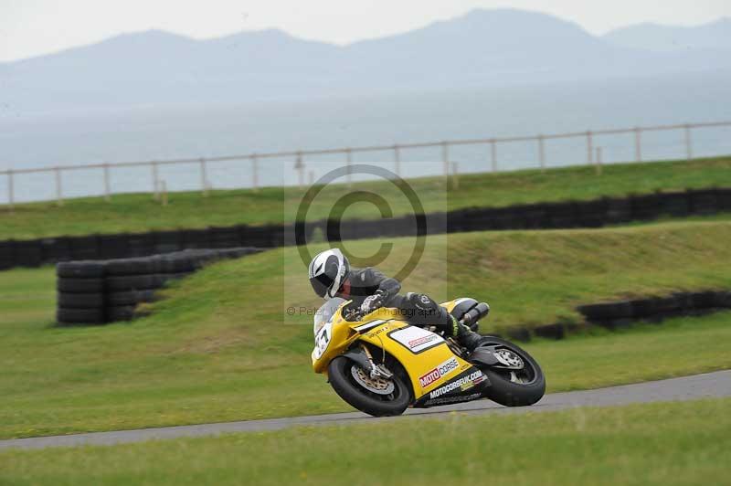 Motorcycle action photographs;anglesey circuit;anglesey trackday photographs;event digital images;eventdigitalimages;no limits trackday;oulton park circuit cheshire;peter wileman photography;trackday;trackday digital images;trackday photos;ty croes circuit wales