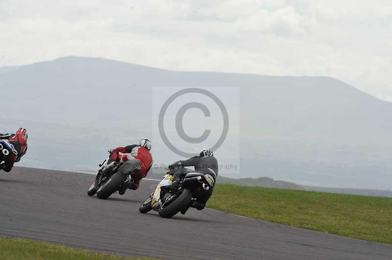 Motorcycle action photographs;anglesey circuit;anglesey trackday photographs;event digital images;eventdigitalimages;no limits trackday;oulton park circuit cheshire;peter wileman photography;trackday;trackday digital images;trackday photos;ty croes circuit wales