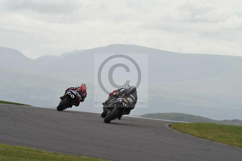 Motorcycle action photographs;anglesey circuit;anglesey trackday photographs;event digital images;eventdigitalimages;no limits trackday;oulton park circuit cheshire;peter wileman photography;trackday;trackday digital images;trackday photos;ty croes circuit wales