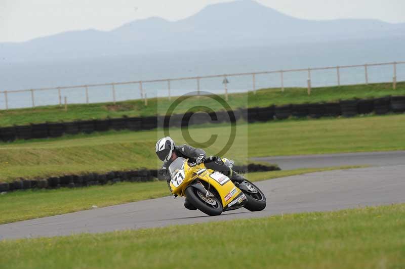 Motorcycle action photographs;anglesey circuit;anglesey trackday photographs;event digital images;eventdigitalimages;no limits trackday;oulton park circuit cheshire;peter wileman photography;trackday;trackday digital images;trackday photos;ty croes circuit wales