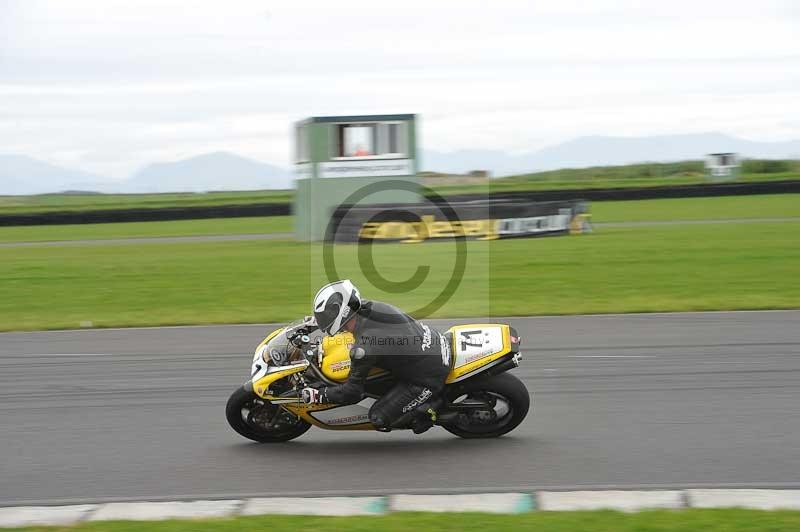 Motorcycle action photographs;anglesey circuit;anglesey trackday photographs;event digital images;eventdigitalimages;no limits trackday;oulton park circuit cheshire;peter wileman photography;trackday;trackday digital images;trackday photos;ty croes circuit wales