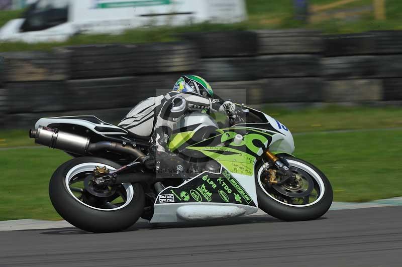 Motorcycle action photographs;anglesey circuit;anglesey trackday photographs;event digital images;eventdigitalimages;no limits trackday;oulton park circuit cheshire;peter wileman photography;trackday;trackday digital images;trackday photos;ty croes circuit wales