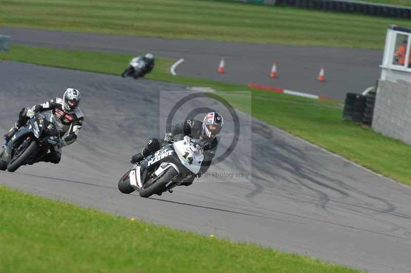 Motorcycle action photographs;anglesey circuit;anglesey trackday photographs;event digital images;eventdigitalimages;no limits trackday;oulton park circuit cheshire;peter wileman photography;trackday;trackday digital images;trackday photos;ty croes circuit wales