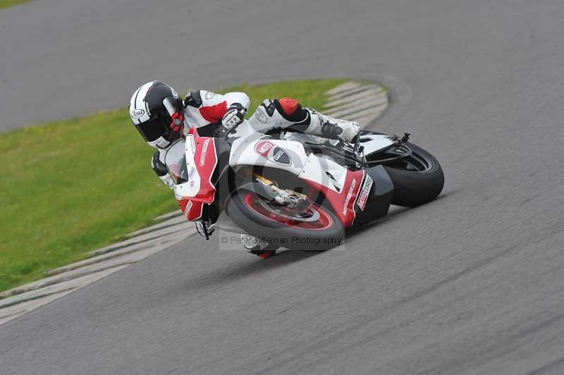 Motorcycle action photographs;anglesey circuit;anglesey trackday photographs;event digital images;eventdigitalimages;no limits trackday;oulton park circuit cheshire;peter wileman photography;trackday;trackday digital images;trackday photos;ty croes circuit wales