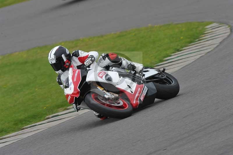 Motorcycle action photographs;anglesey circuit;anglesey trackday photographs;event digital images;eventdigitalimages;no limits trackday;oulton park circuit cheshire;peter wileman photography;trackday;trackday digital images;trackday photos;ty croes circuit wales