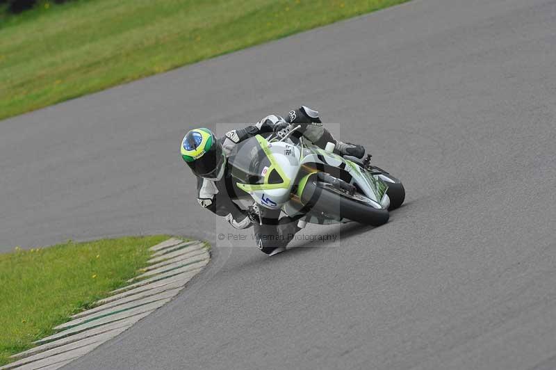 Motorcycle action photographs;anglesey circuit;anglesey trackday photographs;event digital images;eventdigitalimages;no limits trackday;oulton park circuit cheshire;peter wileman photography;trackday;trackday digital images;trackday photos;ty croes circuit wales