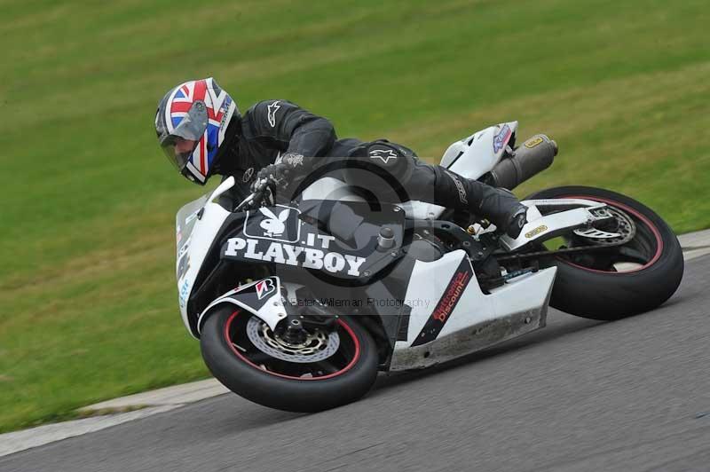 Motorcycle action photographs;anglesey circuit;anglesey trackday photographs;event digital images;eventdigitalimages;no limits trackday;oulton park circuit cheshire;peter wileman photography;trackday;trackday digital images;trackday photos;ty croes circuit wales