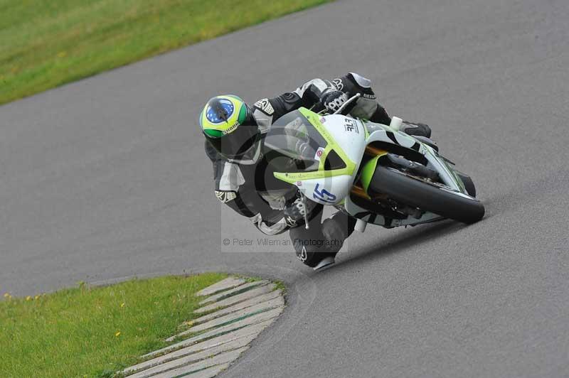 Motorcycle action photographs;anglesey circuit;anglesey trackday photographs;event digital images;eventdigitalimages;no limits trackday;oulton park circuit cheshire;peter wileman photography;trackday;trackday digital images;trackday photos;ty croes circuit wales