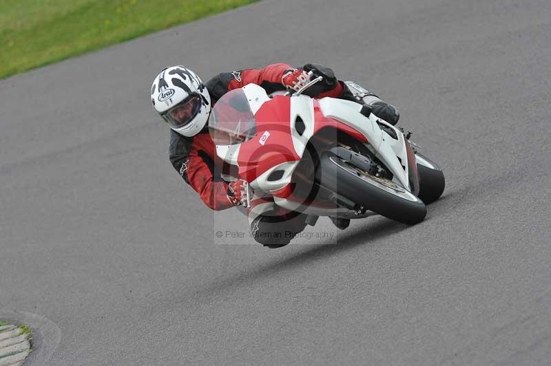 Motorcycle action photographs;anglesey circuit;anglesey trackday photographs;event digital images;eventdigitalimages;no limits trackday;oulton park circuit cheshire;peter wileman photography;trackday;trackday digital images;trackday photos;ty croes circuit wales