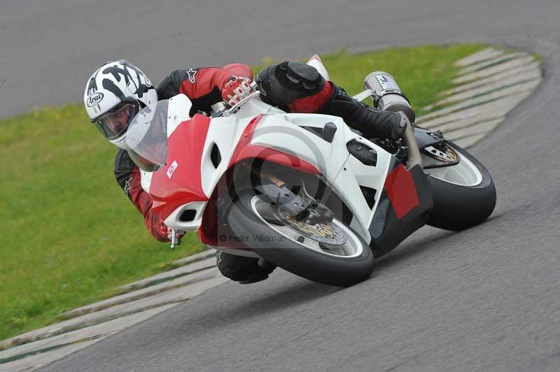 Motorcycle action photographs;anglesey circuit;anglesey trackday photographs;event digital images;eventdigitalimages;no limits trackday;oulton park circuit cheshire;peter wileman photography;trackday;trackday digital images;trackday photos;ty croes circuit wales