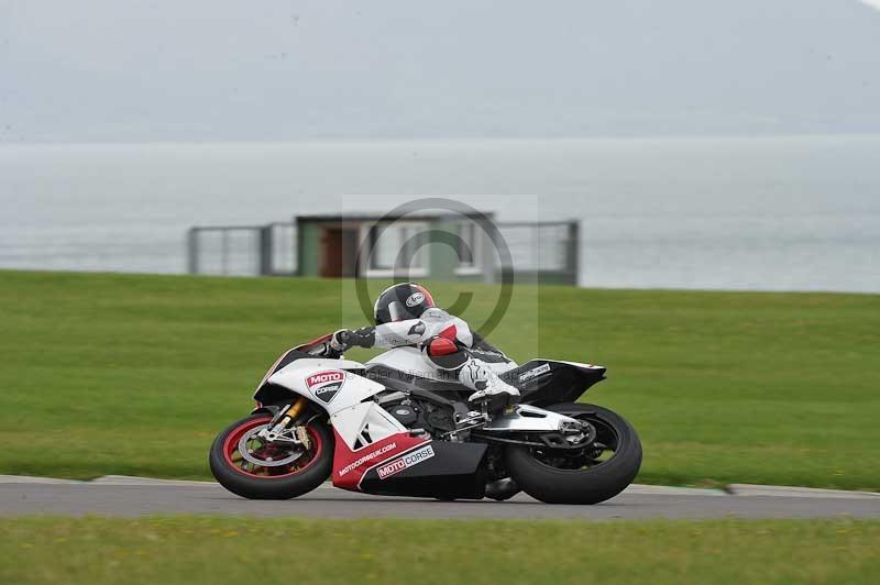 Motorcycle action photographs;anglesey circuit;anglesey trackday photographs;event digital images;eventdigitalimages;no limits trackday;oulton park circuit cheshire;peter wileman photography;trackday;trackday digital images;trackday photos;ty croes circuit wales