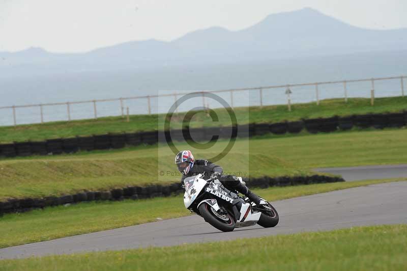 Motorcycle action photographs;anglesey circuit;anglesey trackday photographs;event digital images;eventdigitalimages;no limits trackday;oulton park circuit cheshire;peter wileman photography;trackday;trackday digital images;trackday photos;ty croes circuit wales