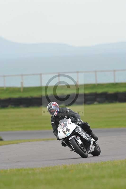 Motorcycle action photographs;anglesey circuit;anglesey trackday photographs;event digital images;eventdigitalimages;no limits trackday;oulton park circuit cheshire;peter wileman photography;trackday;trackday digital images;trackday photos;ty croes circuit wales