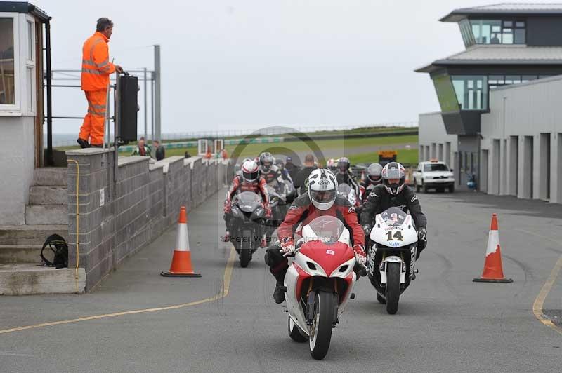 Motorcycle action photographs;anglesey circuit;anglesey trackday photographs;event digital images;eventdigitalimages;no limits trackday;oulton park circuit cheshire;peter wileman photography;trackday;trackday digital images;trackday photos;ty croes circuit wales