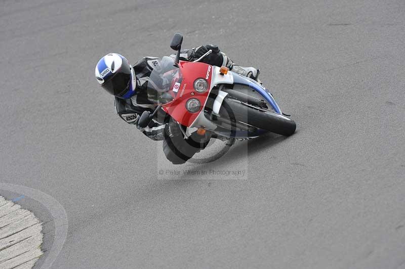 Motorcycle action photographs;anglesey circuit;anglesey trackday photographs;event digital images;eventdigitalimages;no limits trackday;oulton park circuit cheshire;peter wileman photography;trackday;trackday digital images;trackday photos;ty croes circuit wales