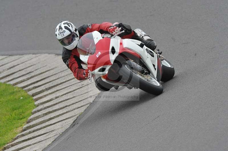 Motorcycle action photographs;anglesey circuit;anglesey trackday photographs;event digital images;eventdigitalimages;no limits trackday;oulton park circuit cheshire;peter wileman photography;trackday;trackday digital images;trackday photos;ty croes circuit wales