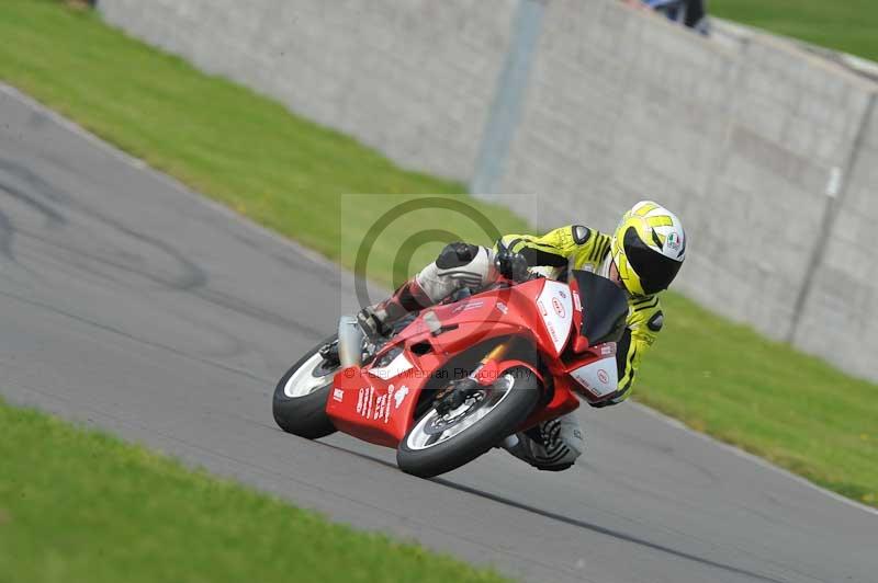 Motorcycle action photographs;anglesey circuit;anglesey trackday photographs;event digital images;eventdigitalimages;no limits trackday;oulton park circuit cheshire;peter wileman photography;trackday;trackday digital images;trackday photos;ty croes circuit wales