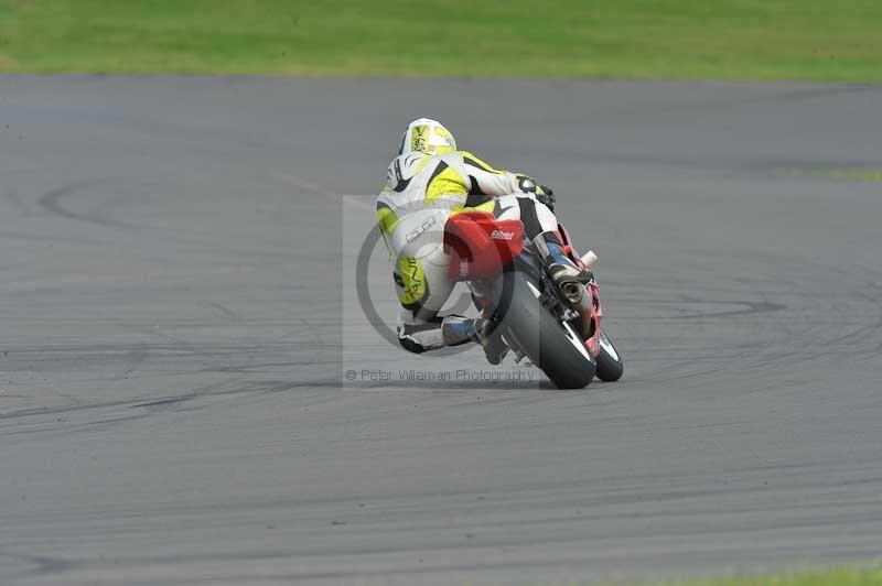 Motorcycle action photographs;anglesey circuit;anglesey trackday photographs;event digital images;eventdigitalimages;no limits trackday;oulton park circuit cheshire;peter wileman photography;trackday;trackday digital images;trackday photos;ty croes circuit wales