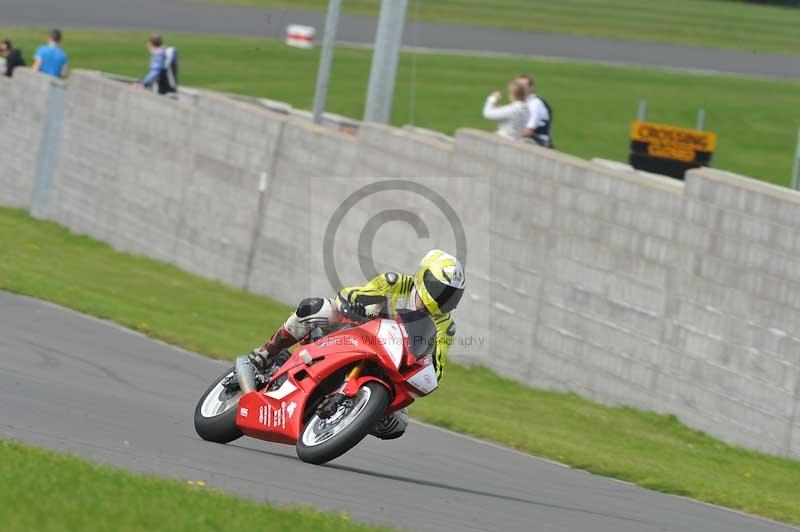 Motorcycle action photographs;anglesey circuit;anglesey trackday photographs;event digital images;eventdigitalimages;no limits trackday;oulton park circuit cheshire;peter wileman photography;trackday;trackday digital images;trackday photos;ty croes circuit wales