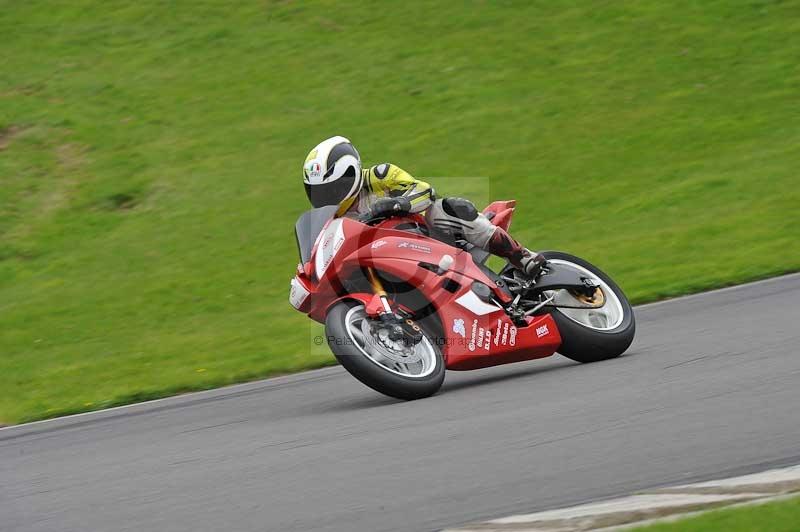 Motorcycle action photographs;anglesey circuit;anglesey trackday photographs;event digital images;eventdigitalimages;no limits trackday;oulton park circuit cheshire;peter wileman photography;trackday;trackday digital images;trackday photos;ty croes circuit wales