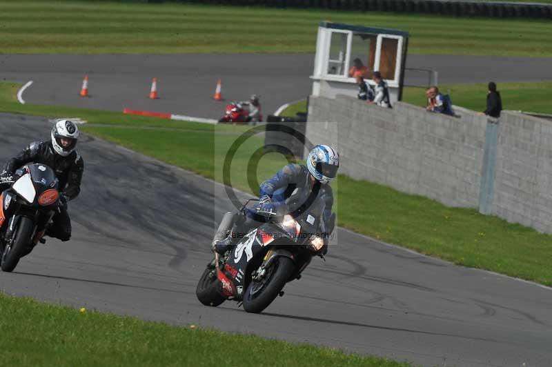 Motorcycle action photographs;anglesey circuit;anglesey trackday photographs;event digital images;eventdigitalimages;no limits trackday;oulton park circuit cheshire;peter wileman photography;trackday;trackday digital images;trackday photos;ty croes circuit wales