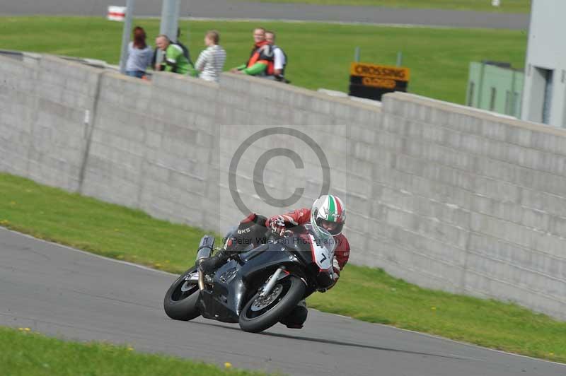 Motorcycle action photographs;anglesey circuit;anglesey trackday photographs;event digital images;eventdigitalimages;no limits trackday;oulton park circuit cheshire;peter wileman photography;trackday;trackday digital images;trackday photos;ty croes circuit wales