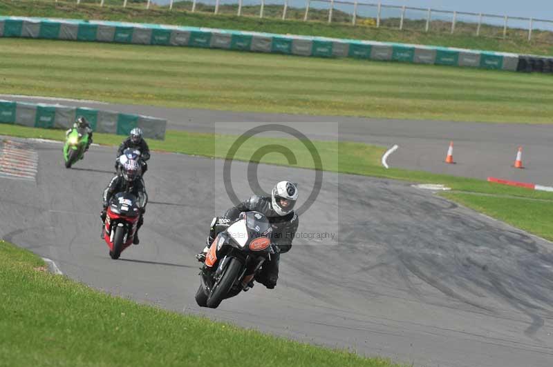 Motorcycle action photographs;anglesey circuit;anglesey trackday photographs;event digital images;eventdigitalimages;no limits trackday;oulton park circuit cheshire;peter wileman photography;trackday;trackday digital images;trackday photos;ty croes circuit wales