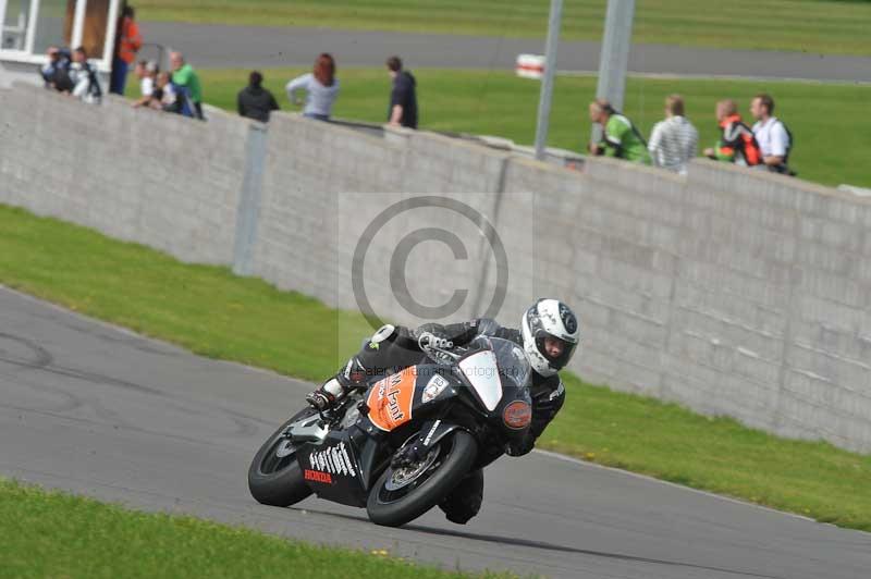 Motorcycle action photographs;anglesey circuit;anglesey trackday photographs;event digital images;eventdigitalimages;no limits trackday;oulton park circuit cheshire;peter wileman photography;trackday;trackday digital images;trackday photos;ty croes circuit wales