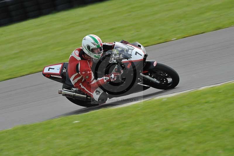 Motorcycle action photographs;anglesey circuit;anglesey trackday photographs;event digital images;eventdigitalimages;no limits trackday;oulton park circuit cheshire;peter wileman photography;trackday;trackday digital images;trackday photos;ty croes circuit wales