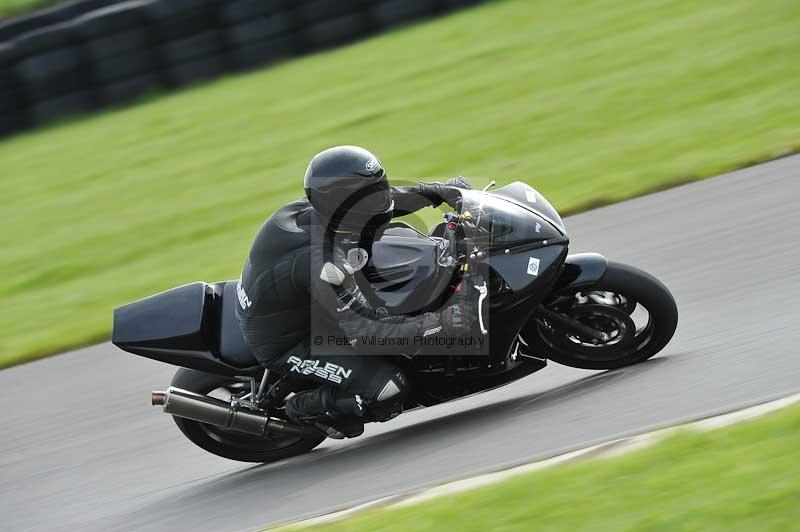 Motorcycle action photographs;anglesey circuit;anglesey trackday photographs;event digital images;eventdigitalimages;no limits trackday;oulton park circuit cheshire;peter wileman photography;trackday;trackday digital images;trackday photos;ty croes circuit wales