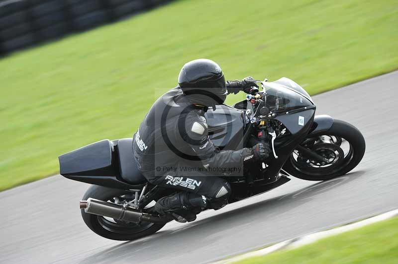 Motorcycle action photographs;anglesey circuit;anglesey trackday photographs;event digital images;eventdigitalimages;no limits trackday;oulton park circuit cheshire;peter wileman photography;trackday;trackday digital images;trackday photos;ty croes circuit wales