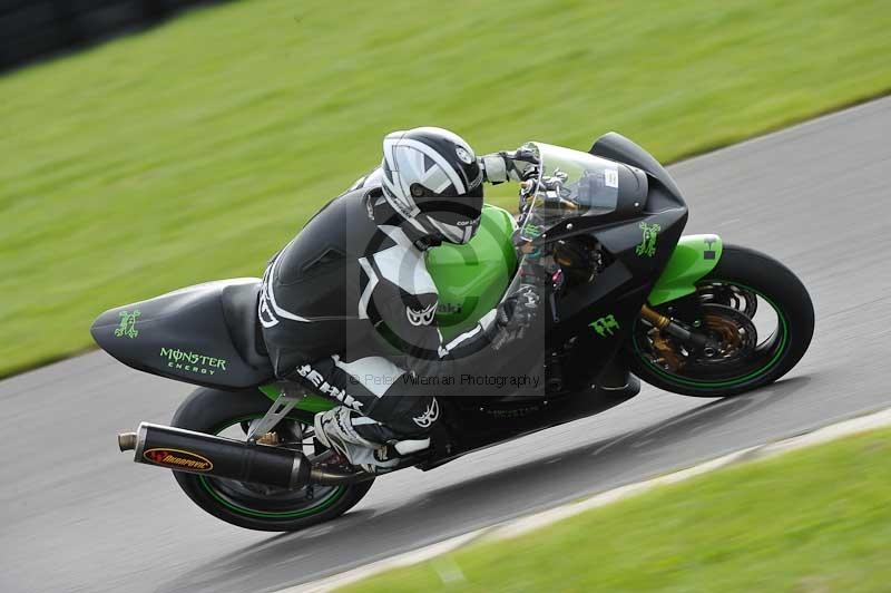 Motorcycle action photographs;anglesey circuit;anglesey trackday photographs;event digital images;eventdigitalimages;no limits trackday;oulton park circuit cheshire;peter wileman photography;trackday;trackday digital images;trackday photos;ty croes circuit wales