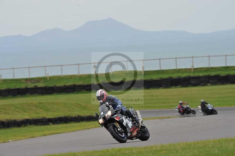 Motorcycle action photographs;anglesey circuit;anglesey trackday photographs;event digital images;eventdigitalimages;no limits trackday;oulton park circuit cheshire;peter wileman photography;trackday;trackday digital images;trackday photos;ty croes circuit wales