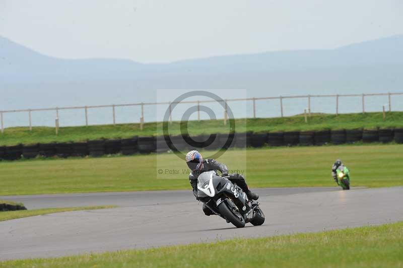 Motorcycle action photographs;anglesey circuit;anglesey trackday photographs;event digital images;eventdigitalimages;no limits trackday;oulton park circuit cheshire;peter wileman photography;trackday;trackday digital images;trackday photos;ty croes circuit wales