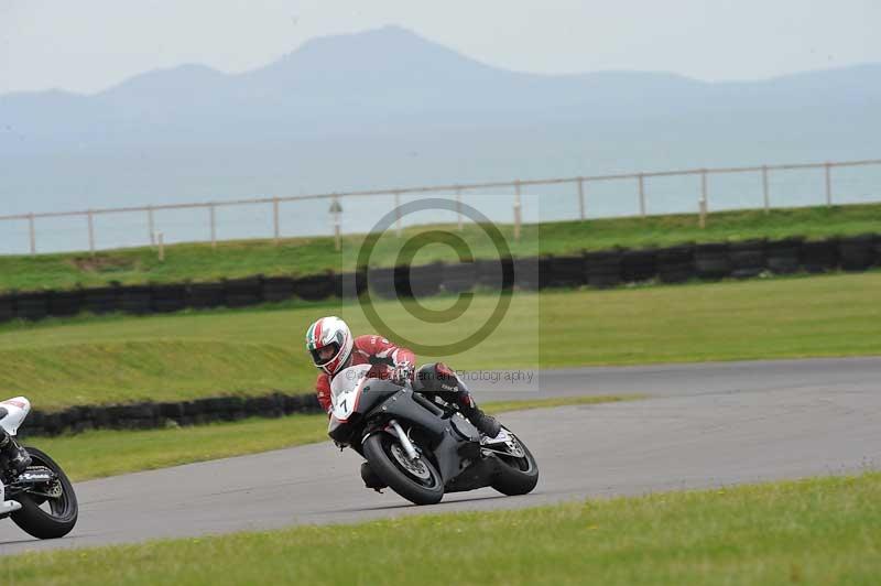 Motorcycle action photographs;anglesey circuit;anglesey trackday photographs;event digital images;eventdigitalimages;no limits trackday;oulton park circuit cheshire;peter wileman photography;trackday;trackday digital images;trackday photos;ty croes circuit wales