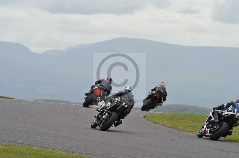 Motorcycle action photographs;anglesey circuit;anglesey trackday photographs;event digital images;eventdigitalimages;no limits trackday;oulton park circuit cheshire;peter wileman photography;trackday;trackday digital images;trackday photos;ty croes circuit wales