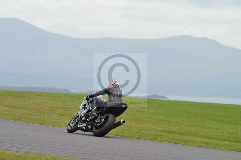 Motorcycle action photographs;anglesey circuit;anglesey trackday photographs;event digital images;eventdigitalimages;no limits trackday;oulton park circuit cheshire;peter wileman photography;trackday;trackday digital images;trackday photos;ty croes circuit wales