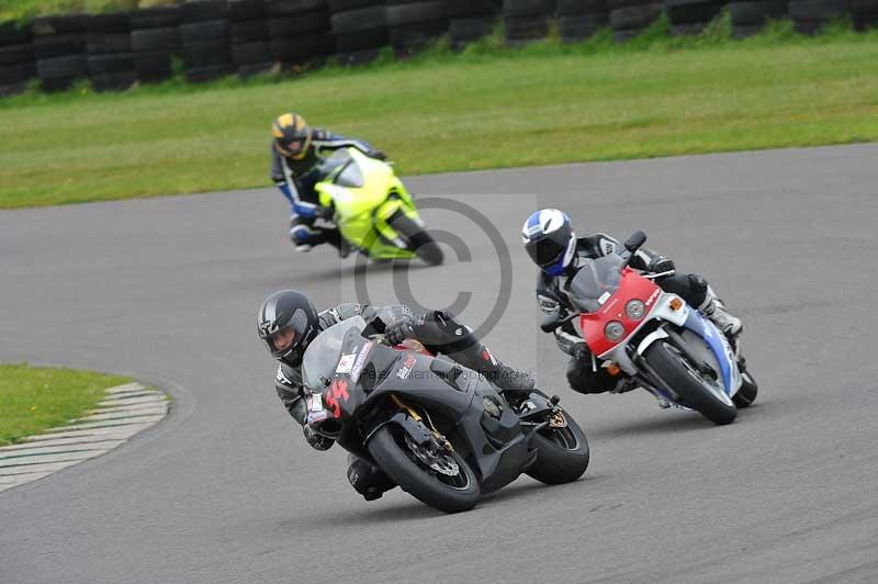 Motorcycle action photographs;anglesey circuit;anglesey trackday photographs;event digital images;eventdigitalimages;no limits trackday;oulton park circuit cheshire;peter wileman photography;trackday;trackday digital images;trackday photos;ty croes circuit wales