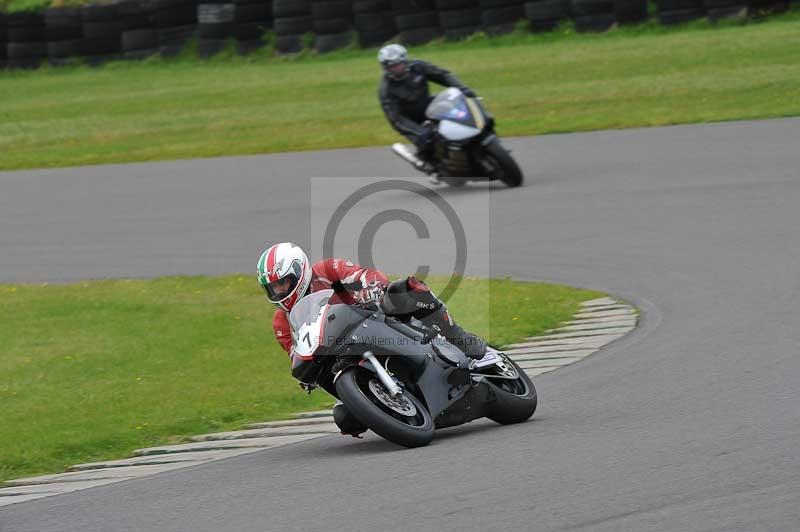 Motorcycle action photographs;anglesey circuit;anglesey trackday photographs;event digital images;eventdigitalimages;no limits trackday;oulton park circuit cheshire;peter wileman photography;trackday;trackday digital images;trackday photos;ty croes circuit wales