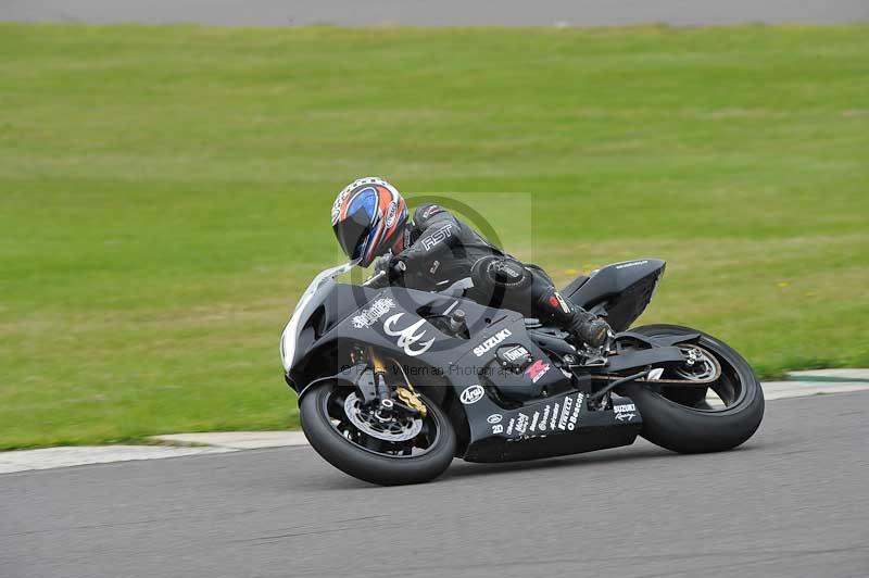 Motorcycle action photographs;anglesey circuit;anglesey trackday photographs;event digital images;eventdigitalimages;no limits trackday;oulton park circuit cheshire;peter wileman photography;trackday;trackday digital images;trackday photos;ty croes circuit wales