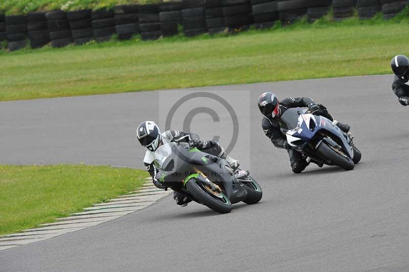 Motorcycle action photographs;anglesey circuit;anglesey trackday photographs;event digital images;eventdigitalimages;no limits trackday;oulton park circuit cheshire;peter wileman photography;trackday;trackday digital images;trackday photos;ty croes circuit wales