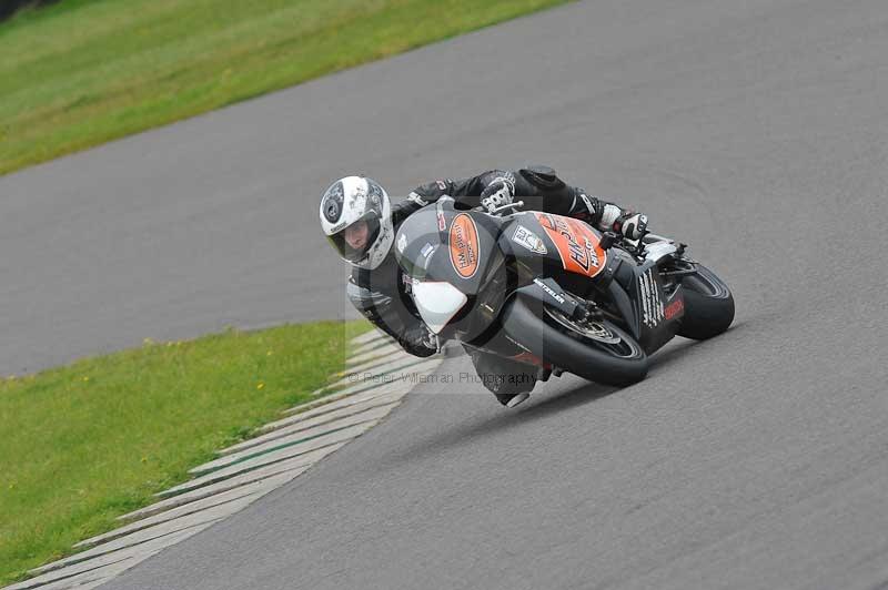 Motorcycle action photographs;anglesey circuit;anglesey trackday photographs;event digital images;eventdigitalimages;no limits trackday;oulton park circuit cheshire;peter wileman photography;trackday;trackday digital images;trackday photos;ty croes circuit wales