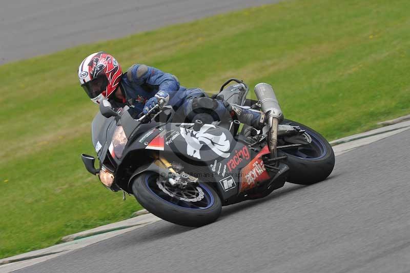 Motorcycle action photographs;anglesey circuit;anglesey trackday photographs;event digital images;eventdigitalimages;no limits trackday;oulton park circuit cheshire;peter wileman photography;trackday;trackday digital images;trackday photos;ty croes circuit wales